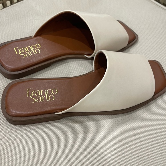 Franco Sarto sandals.  Size 7.5. New - Picture 2 of 4